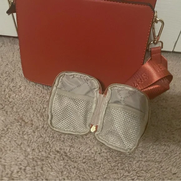 Steve Madden Red-Orange Handbag with Strap - Picture 8 of 8